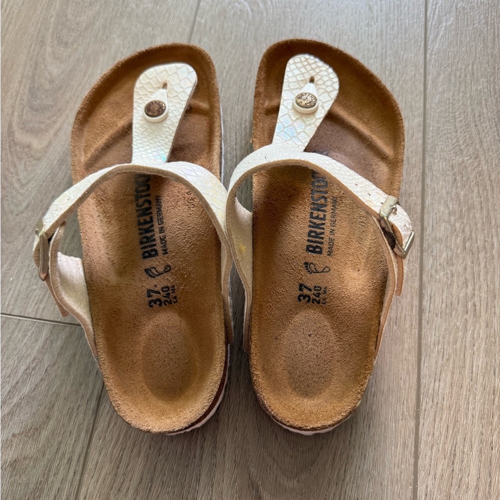 Birkenstock sandal size 37